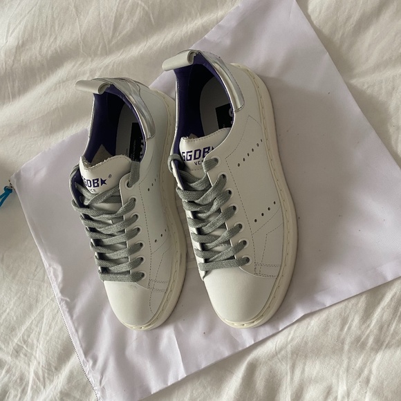GOLDEN GOOSE STARTER SNEAKERS IN WHITE AND SILVER - Picture 1 of 6
